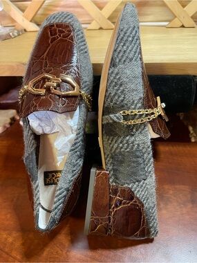 NWOB Louis et CIE “Brone” Virgin Wood Tweed Croc Embossed Leather Loafers Sz 6.5